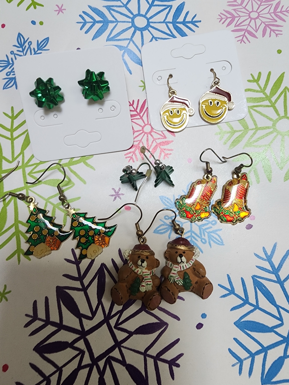 6 Pairs Holiday Themed Earring Lot — Green, Red, Gold, Brown